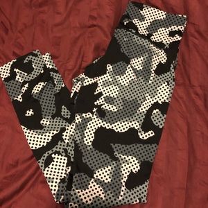 Camo workout leggings